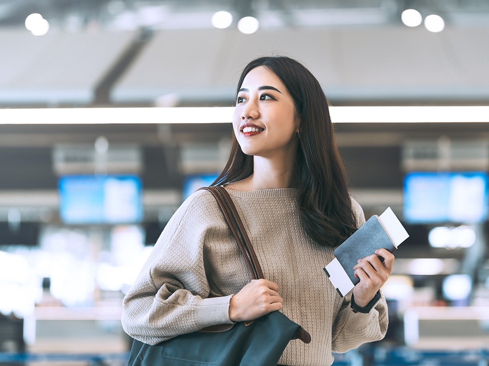 การตรวจคนเข้าเมืองและวีซ่า